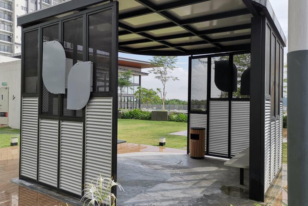 Anis Usim Klia Inti Manipal 3 Apartment *